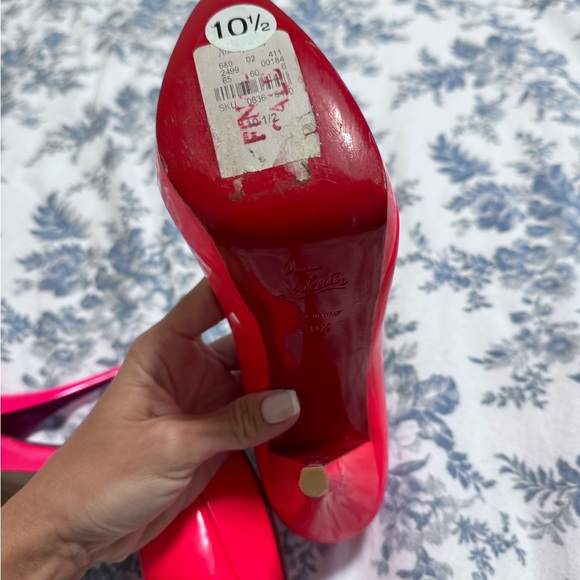 CHRISTIAN LOUBOUTIN
 Leather Pumps - New Watermelon Color - Size 10 1/2 - Picture 3 of 12